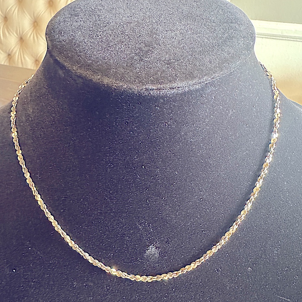 Vintage 18” 925 stamped Twisted serpentine silver chain necklace